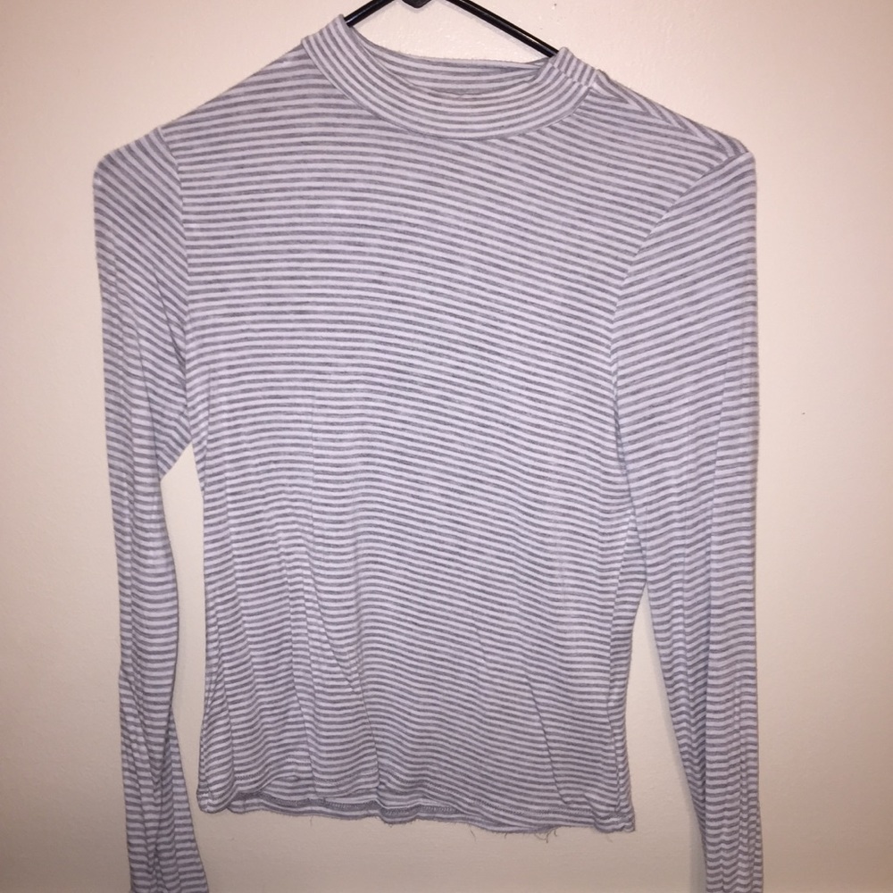 Light Frey striped crop top